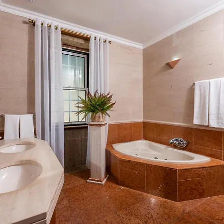 Casa De Sao Sebastiao De *